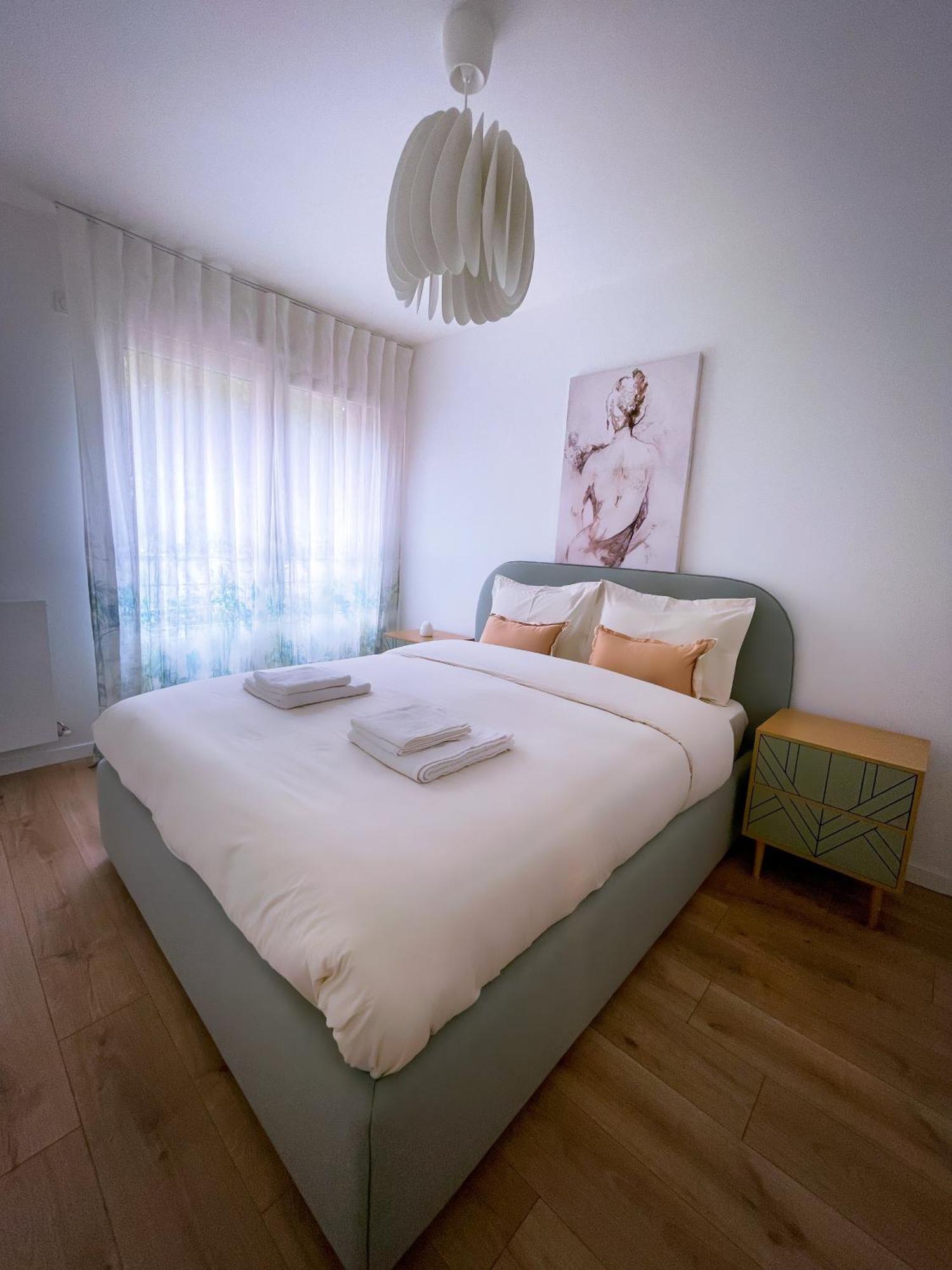 Grand Appartement Clichy Εξωτερικό φωτογραφία